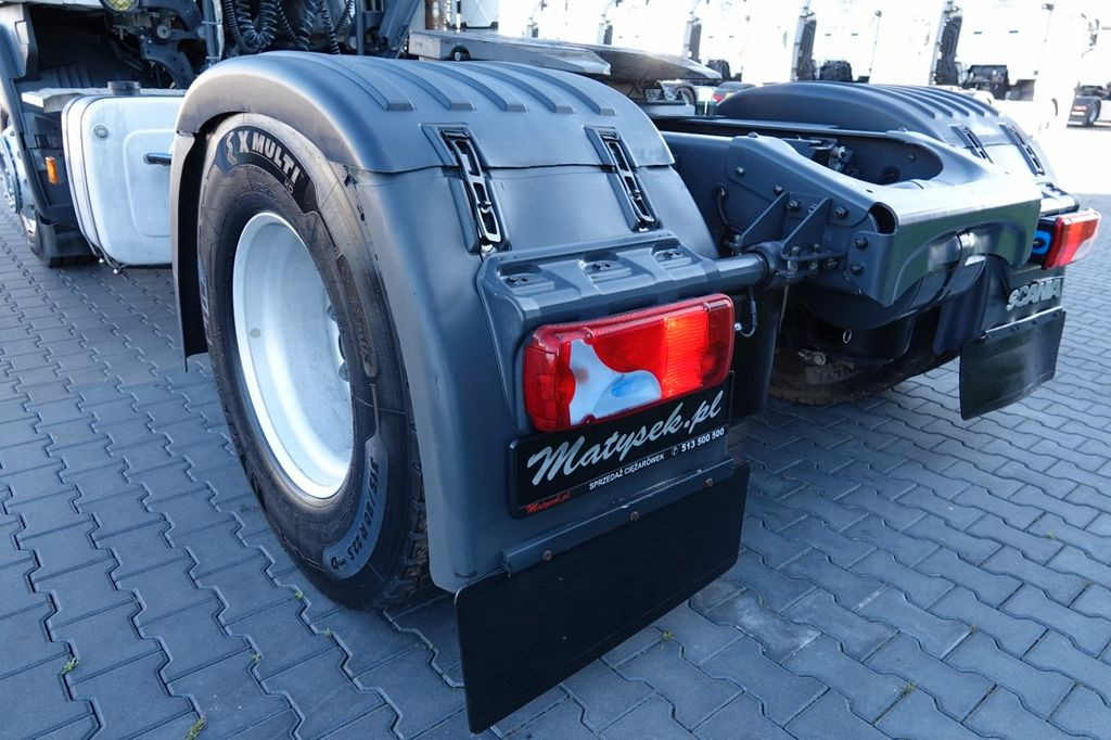 Tracteur routier Scania P 450 / RETARDER / NISKA KABINA / WYSOKO ZAWIESZ: photos 11
