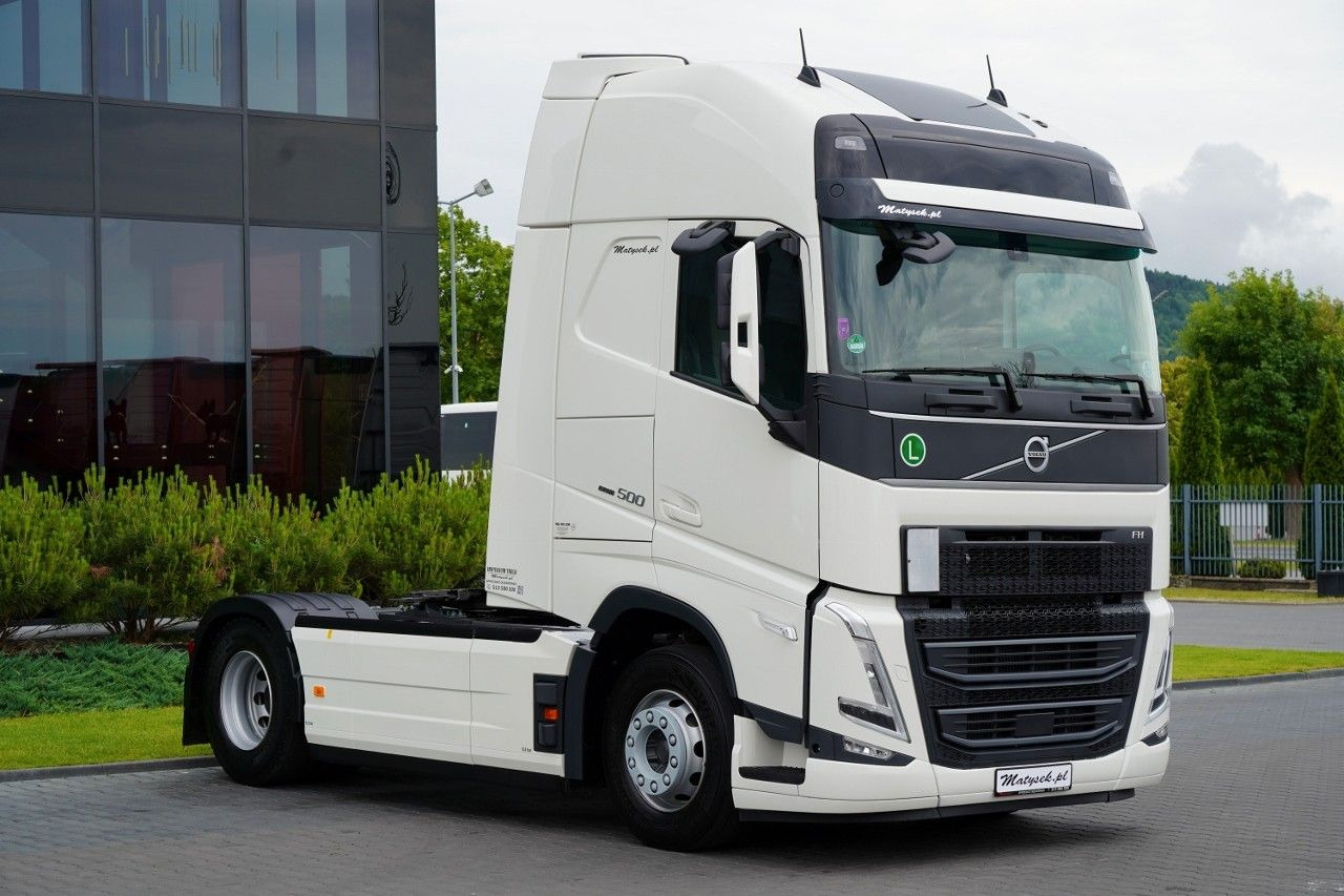 Volvo FH 500 / XXL / 2024 / I-PARK COOL / SKÓRY / I-SH - Tracteur routier: photos 1 Volvo FH 500 / XXL / 2024 / I-PARK COOL / SKÓRY / I-SH - Tracteur routier: photos 1