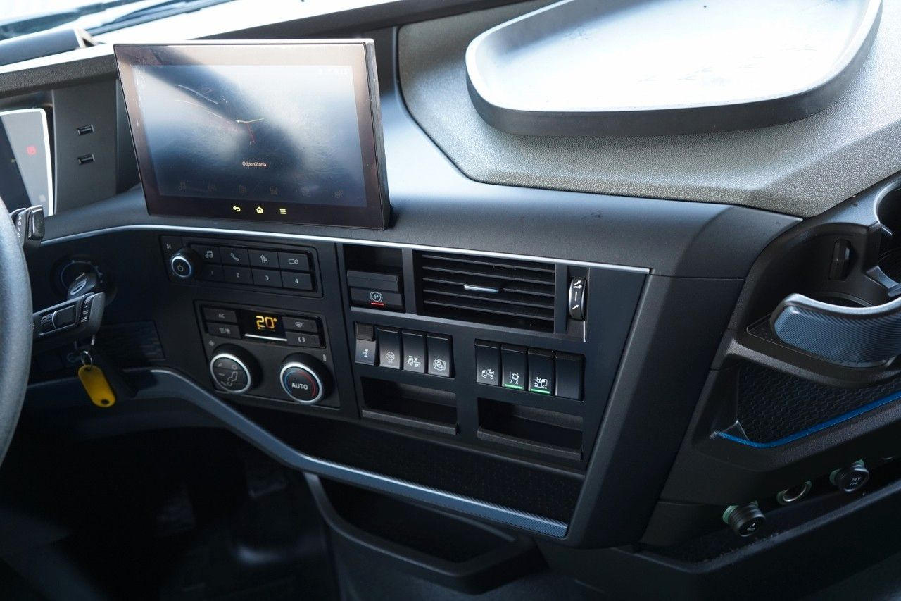 Tracteur routier Volvo FH 500 / XXL / I-PARK COOL / I-SAVE / NOWY MODEL: photos 29 Tracteur routier Volvo FH 500 / XXL / I-PARK COOL / I-SAVE / NOWY MODEL: photos 29