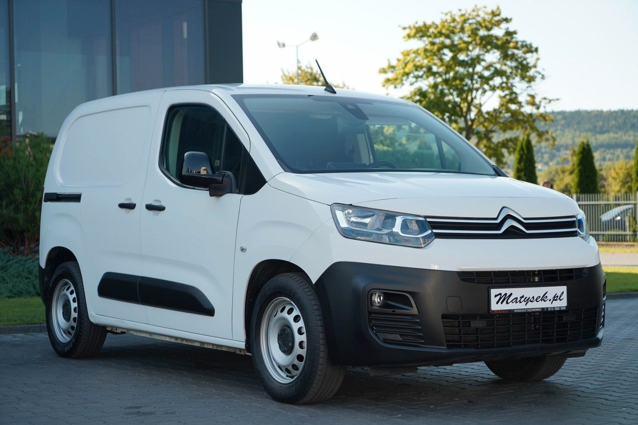 Citroën BERLINGO / ELEKTRYK / BLASZAK / VAN / FURGON / 2 - Véhicule utilitaire, Utilitaire électrique: photos 1 Citroën BERLINGO / ELEKTRYK / BLASZAK / VAN / FURGON / 2 - Véhicule utilitaire, Utilitaire électrique: photos 1