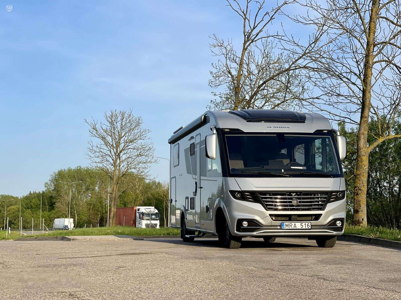 Adria Super Sonic 780SL - Camping-car: photos 1 Adria Super Sonic 780SL - Camping-car: photos 1