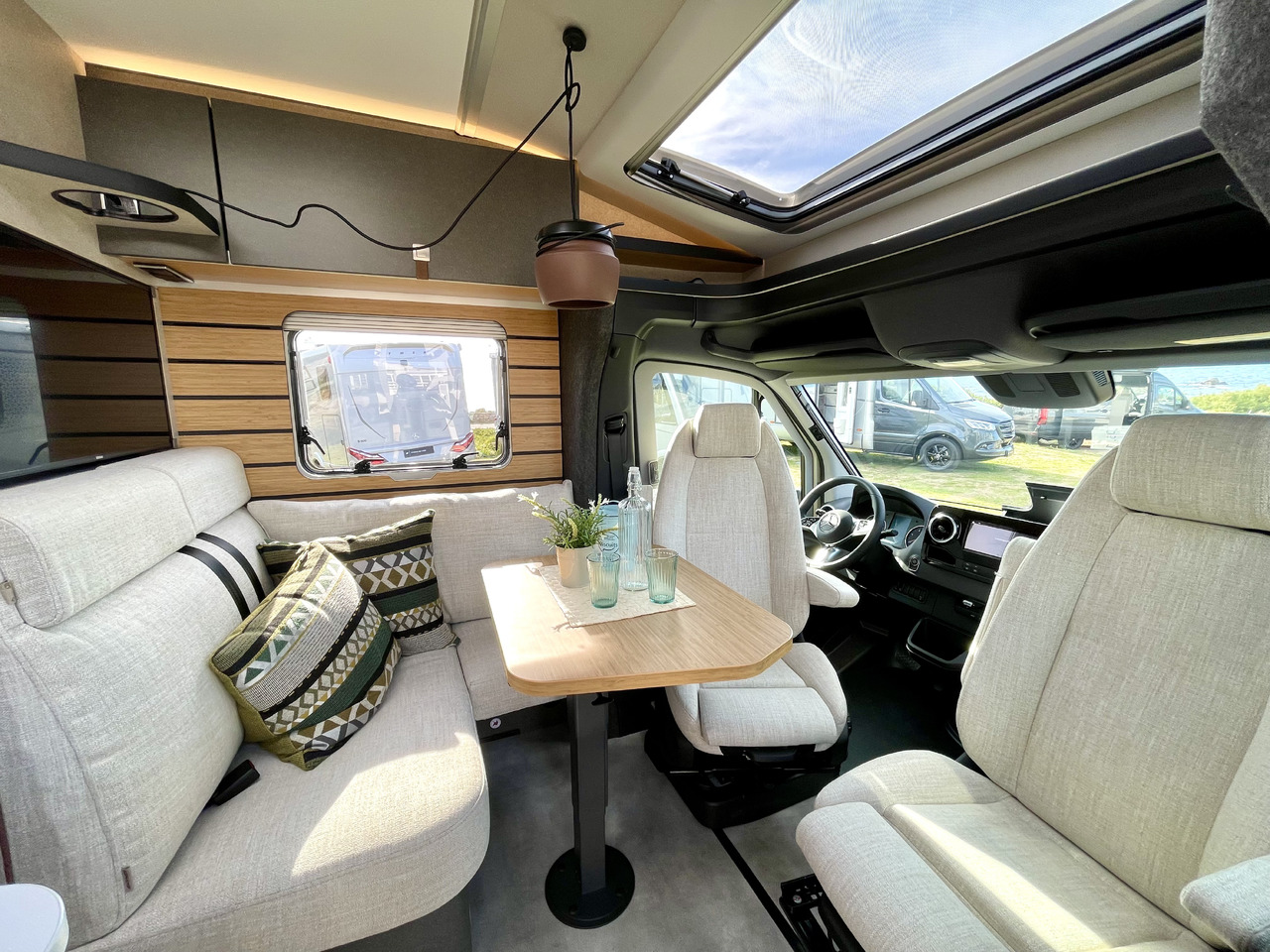 Camping-car profilé neuf HYMER / ERIBA Cross Trail: photos 6