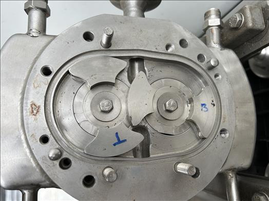 APV Heated lobe pump - Machine agroalimentaire: photos 5 APV Heated lobe pump - Machine agroalimentaire: photos 5