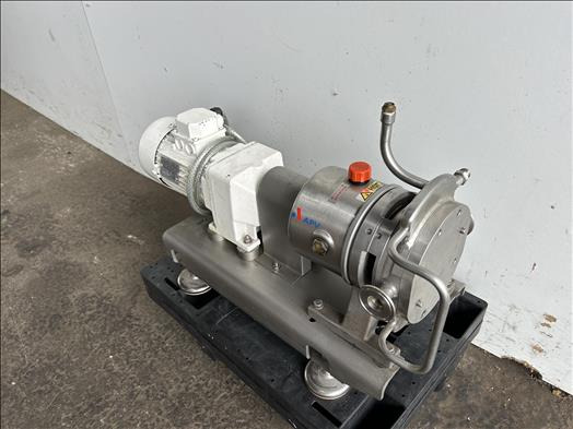 APV Heated lobe pump - Machine agroalimentaire: photos 2 APV Heated lobe pump - Machine agroalimentaire: photos 2