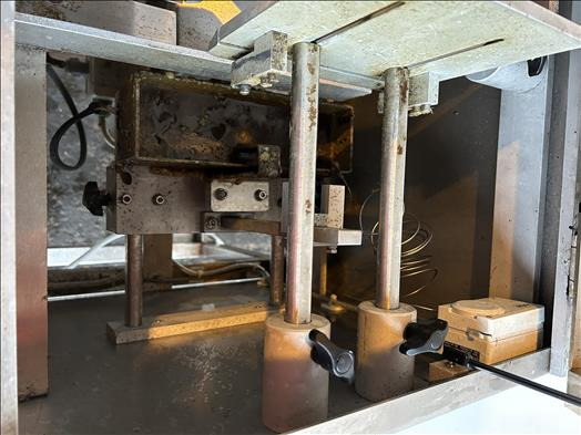 Freemantle S03 Two flap sealer - Machine d'emballage et de conditionnement: photos 5 Freemantle S03 Two flap sealer - Machine d'emballage et de conditionnement: photos 5