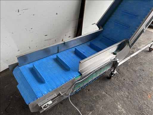 NNP Flighted elevator conveyor - Convoyeur: photos 3 NNP Flighted elevator conveyor - Convoyeur: photos 3