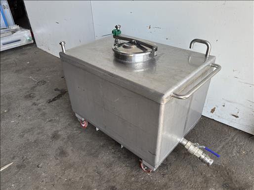 NNP Holding tank - Machine agroalimentaire: photos 2 NNP Holding tank - Machine agroalimentaire: photos 2