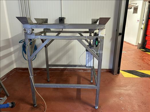 NNP IBC tilting frame - Machine agroalimentaire: photos 1 NNP IBC tilting frame - Machine agroalimentaire: photos 1