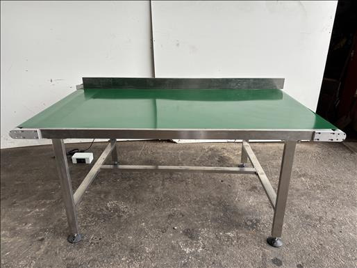 NNP Stainless conveyor - Convoyeur: photos 1 NNP Stainless conveyor - Convoyeur: photos 1