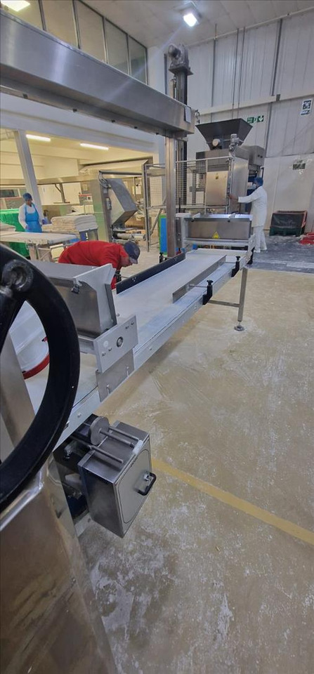 Matériel de boulangerie Rondo Laminazione pastry sheeting line: photos 6 Matériel de boulangerie Rondo Laminazione pastry sheeting line: photos 6