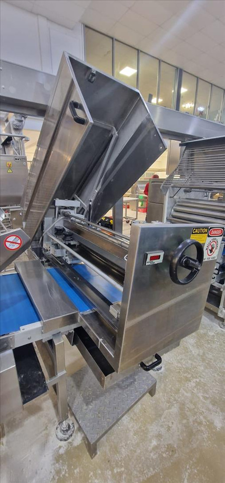 Rondo Laminazione pastry sheeting line - Matériel de boulangerie: photos 4 Rondo Laminazione pastry sheeting line - Matériel de boulangerie: photos 4