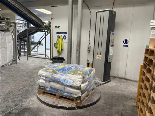 Siat WS320L1 Pallet wrapper - Machine d'emballage et de conditionnement: photos 1 Siat WS320L1 Pallet wrapper - Machine d'emballage et de conditionnement: photos 1