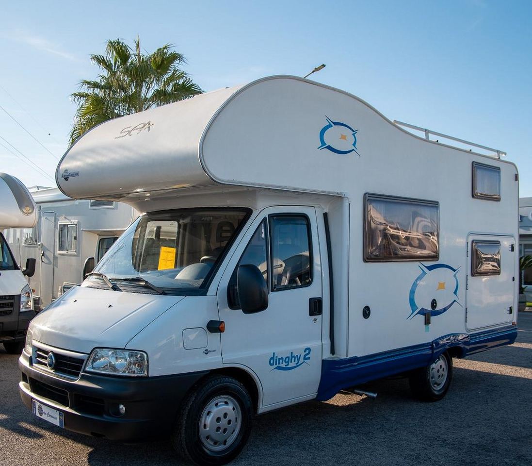 Sea dinghy 2 - Camping-car capucine: photos 3 Sea dinghy 2 - Camping-car capucine: photos 3