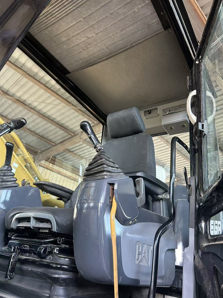 Pelle sur chenille CATERPILLAR CAT329D: photos 9