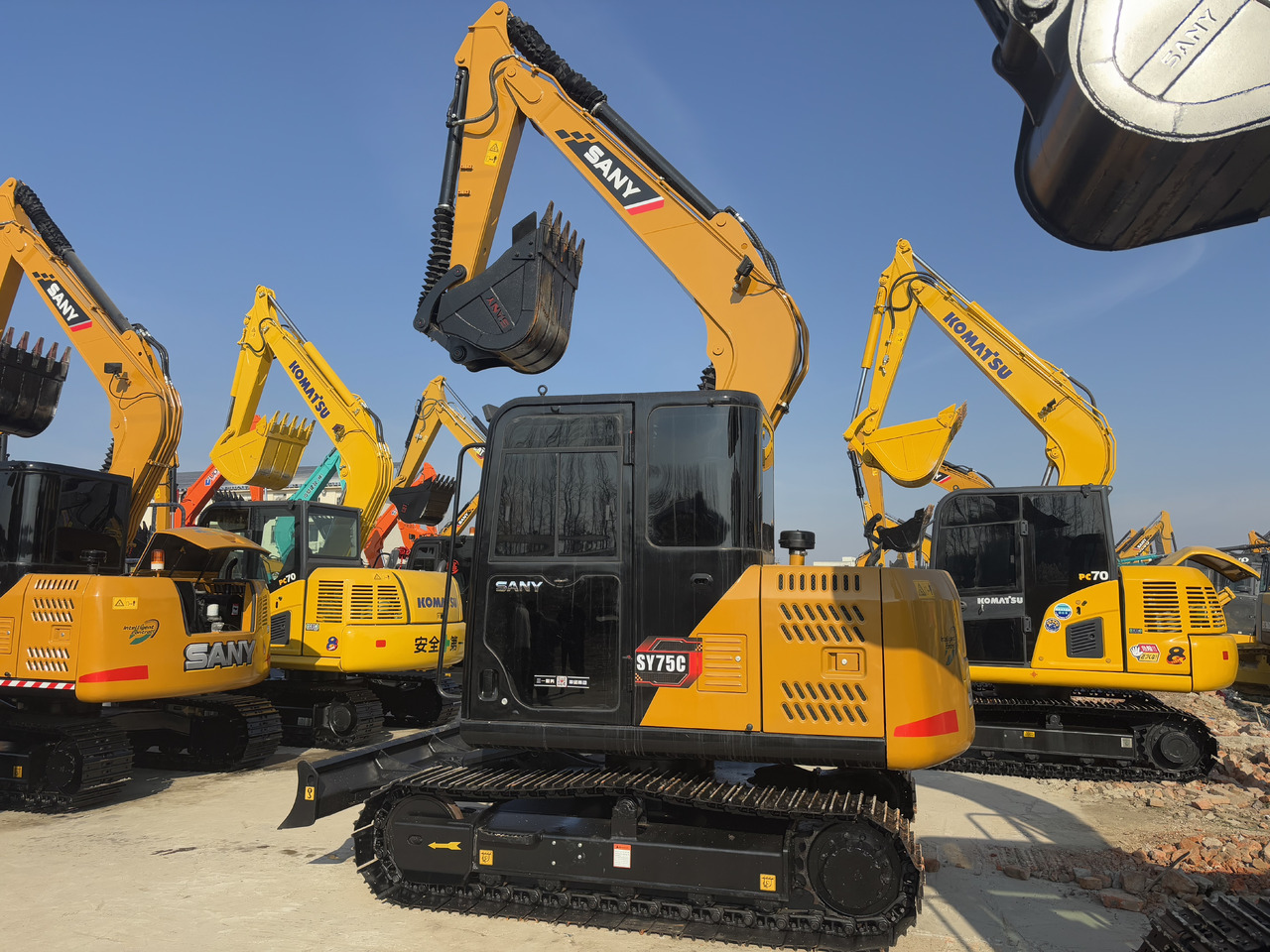 SANY SAY75 - Mini pelle: photos 3 SANY SAY75 - Mini pelle: photos 3