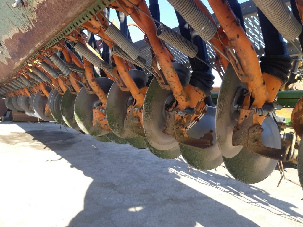 Amazone D8-60 Super - Semoir: photos 4 Amazone D8-60 Super - Semoir: photos 4