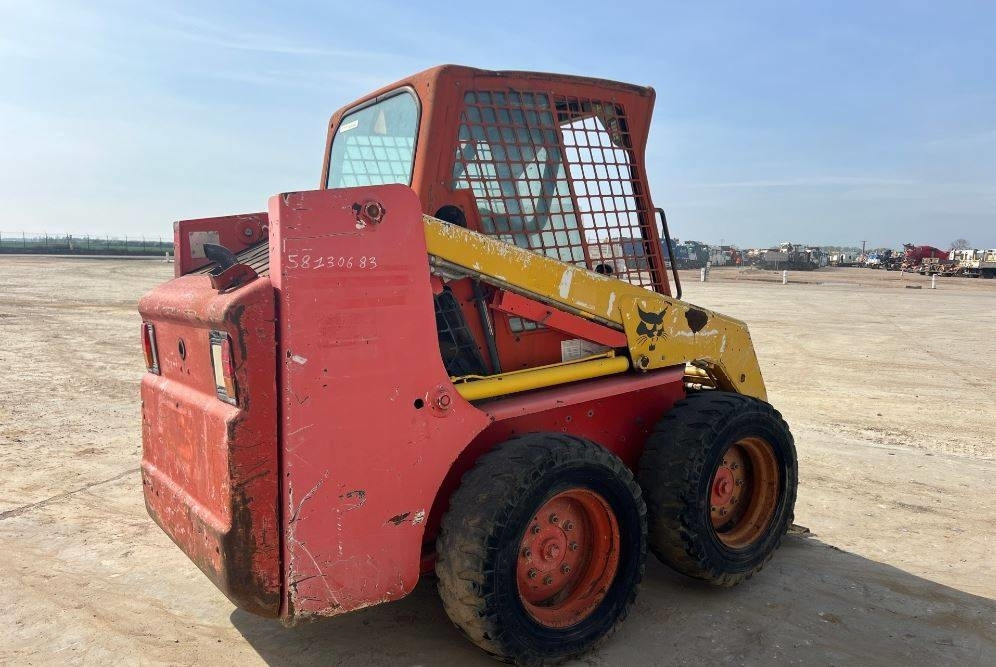 Bobcat 753 - Mini chargeuse: photos 3 Bobcat 753 - Mini chargeuse: photos 3