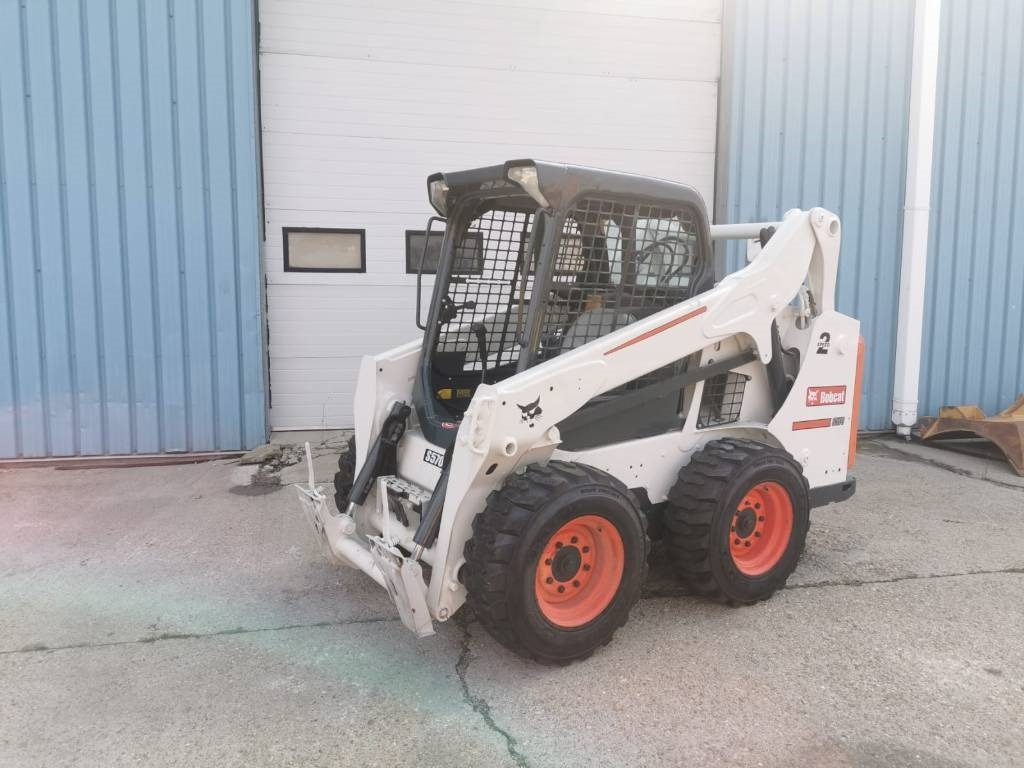 Bobcat S 570 - Mini chargeuse: photos 1 Bobcat S 570 - Mini chargeuse: photos 1