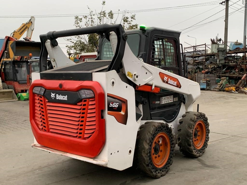 Bobcat S 66 - Mini chargeuse: photos 4 Bobcat S 66 - Mini chargeuse: photos 4