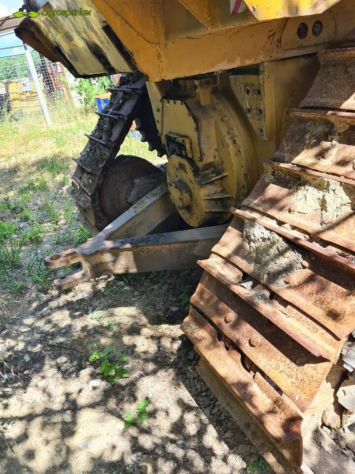 CAT D 6 R XL CAT D 6 R XL - Bulldozer: photos 4 CAT D 6 R XL CAT D 6 R XL - Bulldozer: photos 4