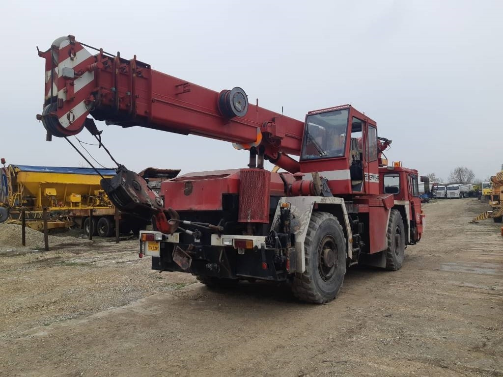 Faun RTF30 - Grue tout-terrain: photos 4 Faun RTF30 - Grue tout-terrain: photos 4