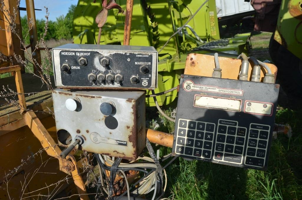 HD 4000 - Pulvérisateur traîné: photos 4 HD 4000 - Pulvérisateur traîné: photos 4