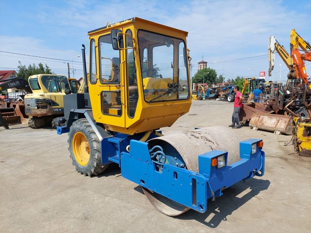 Hamm 2210SD - Compacteur à pieds de mouton/ Monocylindre: photos 2 Hamm 2210SD - Compacteur à pieds de mouton/ Monocylindre: photos 2