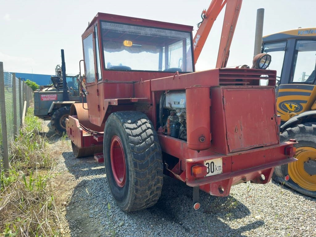 Hamm HW 2304 S - Compacteur à pieds de mouton/ Monocylindre: photos 3 Hamm HW 2304 S - Compacteur à pieds de mouton/ Monocylindre: photos 3