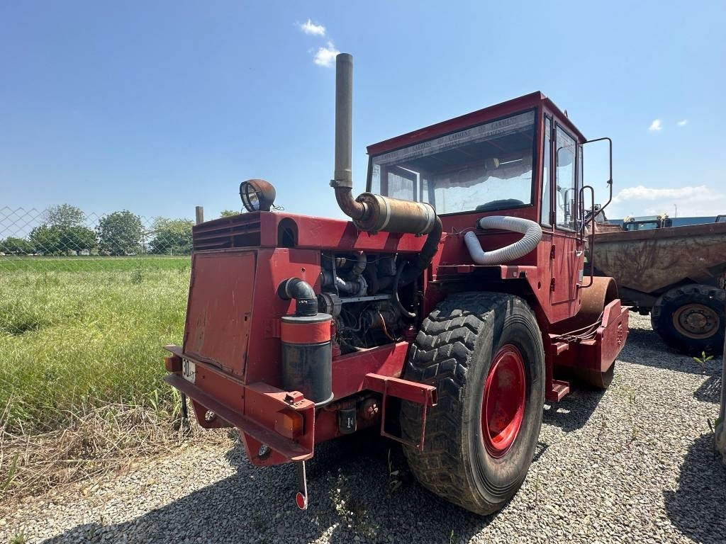 Hamm HW 2304 S - Compacteur à pieds de mouton/ Monocylindre: photos 2 Hamm HW 2304 S - Compacteur à pieds de mouton/ Monocylindre: photos 2