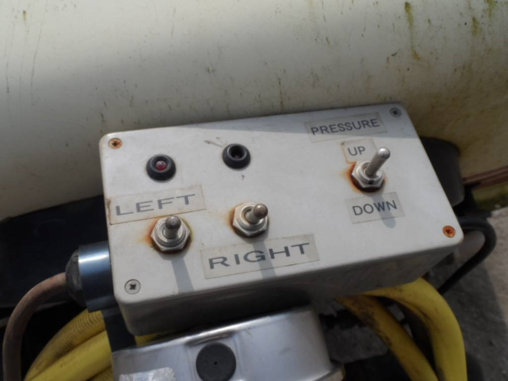 Hardi 1000 - Pulvérisateur traîné: photos 4 Hardi 1000 - Pulvérisateur traîné: photos 4