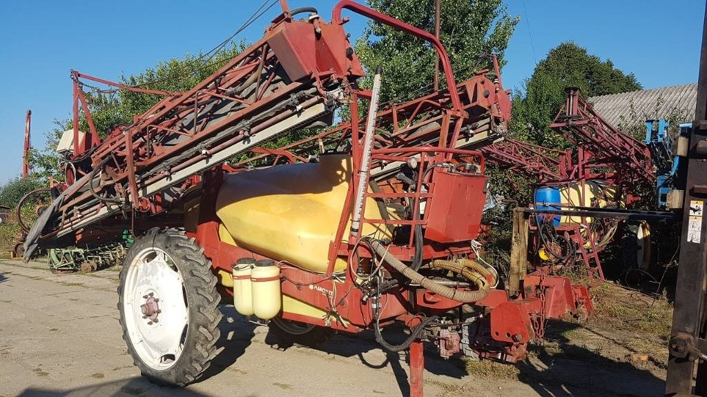 Hardi Commander - Pulvérisateur traîné: photos 1 Hardi Commander - Pulvérisateur traîné: photos 1