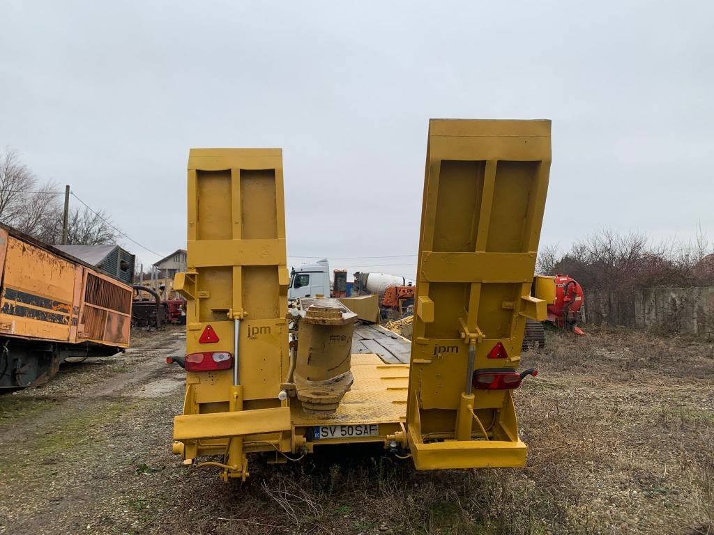 JPM Engineering - Remorque porte-engin surbaissée: photos 3 JPM Engineering - Remorque porte-engin surbaissée: photos 3