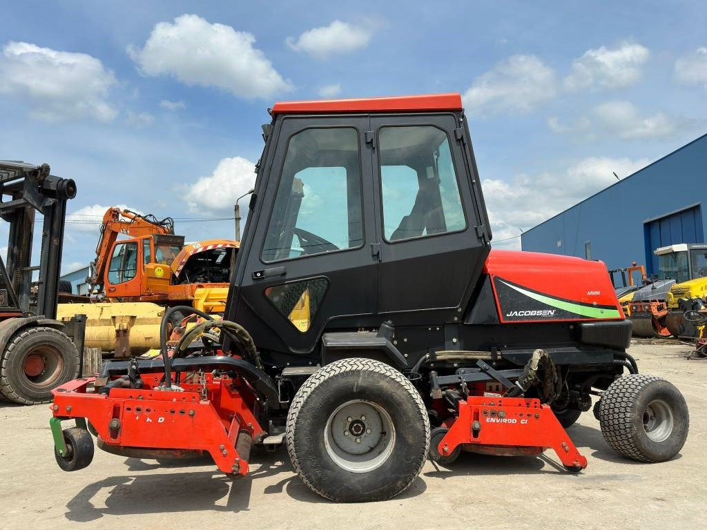 Jacobsen AR250 - Motofaucheuse: photos 2 Jacobsen AR250 - Motofaucheuse: photos 2
