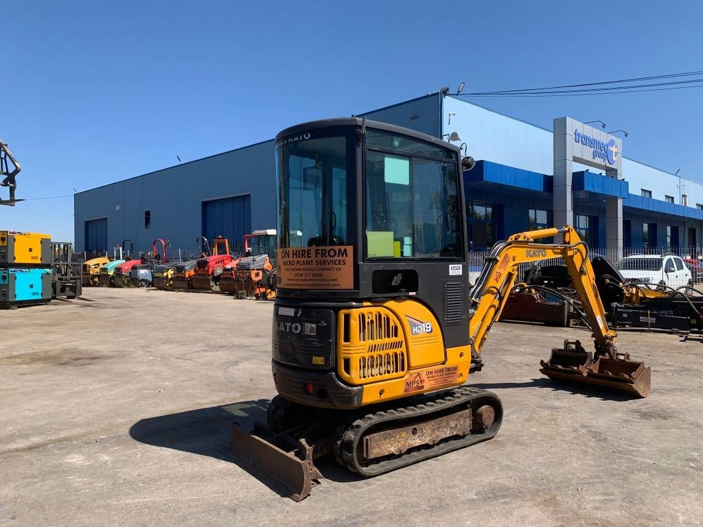 Mini pelle Kato 19VXE: photos 6