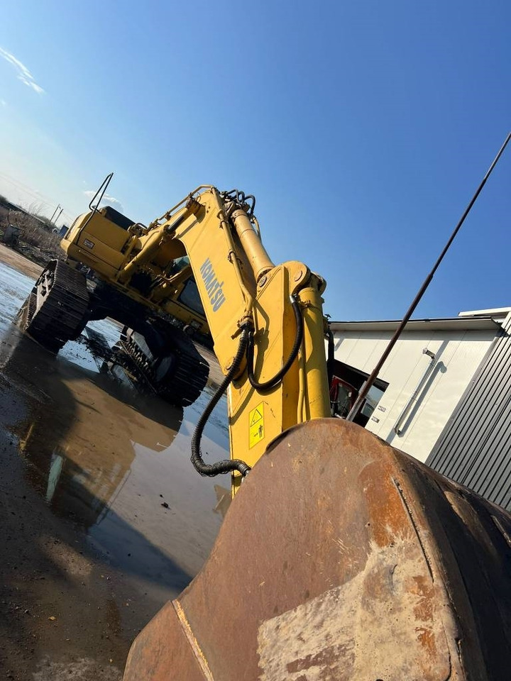 Komatsu PC 450 LC-7 - Pelle sur chenille: photos 3 Komatsu PC 450 LC-7 - Pelle sur chenille: photos 3