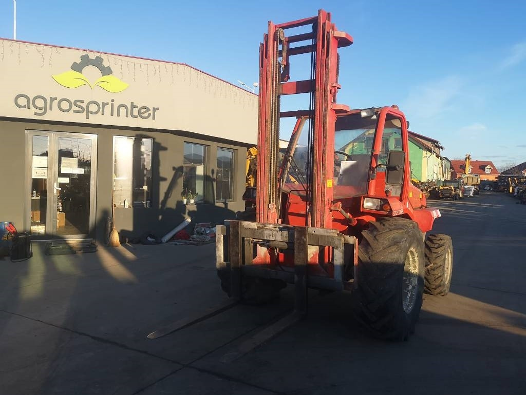 Manitou M 26.4 - Chariot tout terrain: photos 1 Manitou M 26.4 - Chariot tout terrain: photos 1