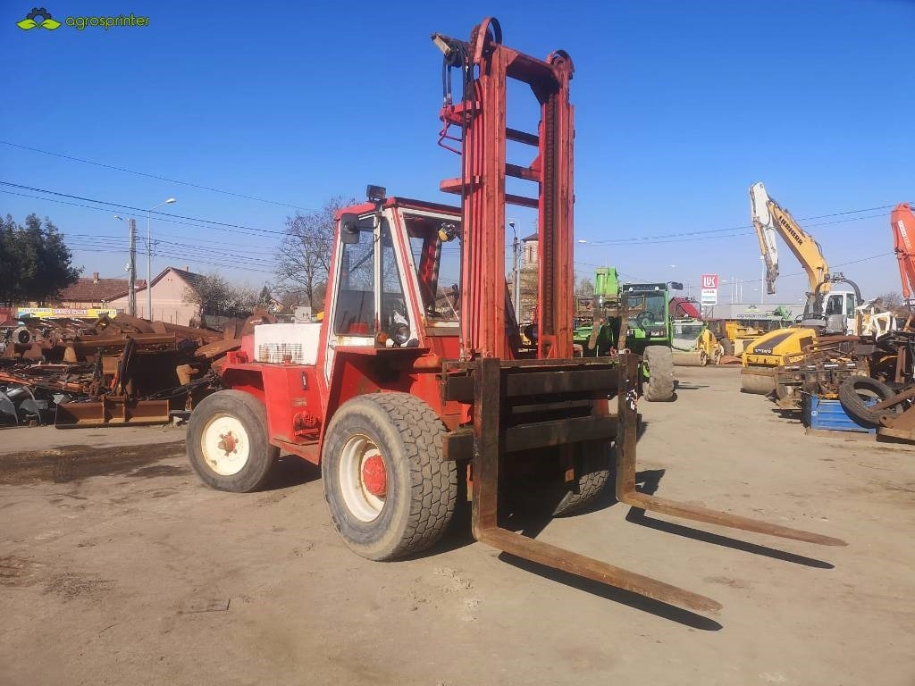Manitou MB 60 H - Chariot tout terrain: photos 1 Manitou MB 60 H - Chariot tout terrain: photos 1