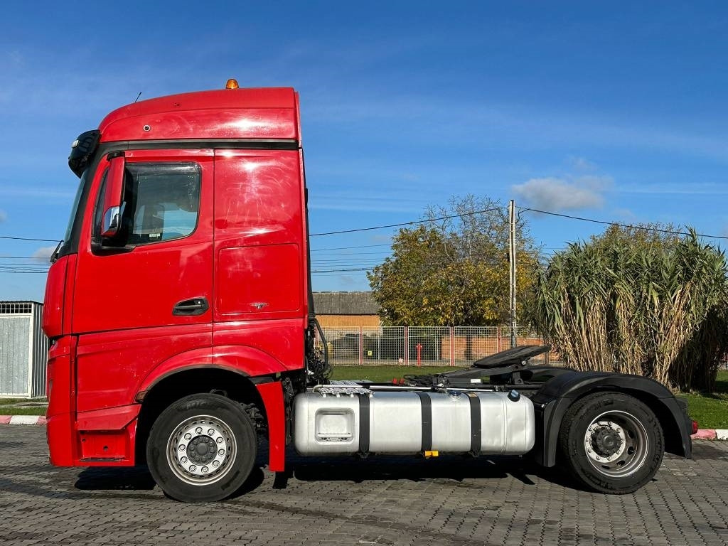 Mercedes-Benz Actros 963-4-A - Camion fourgon: photos 5 Mercedes-Benz Actros 963-4-A - Camion fourgon: photos 5