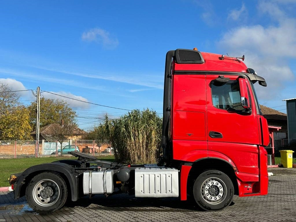 Mercedes-Benz Actros 963-4-A - Camion fourgon: photos 3 Mercedes-Benz Actros 963-4-A - Camion fourgon: photos 3