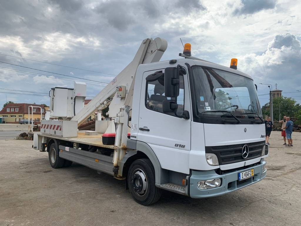 Mercedes-Benz Atego 818 - Camion avec nacelle: photos 5 Mercedes-Benz Atego 818 - Camion avec nacelle: photos 5