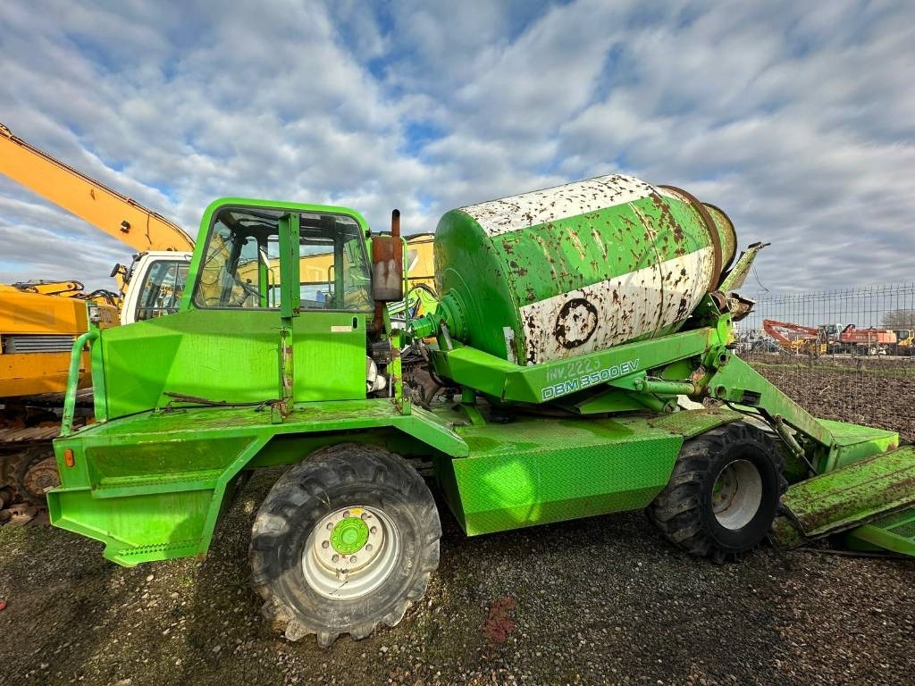 Merlo 3500 DBM EV - Camion malaxeur: photos 3 Merlo 3500 DBM EV - Camion malaxeur: photos 3