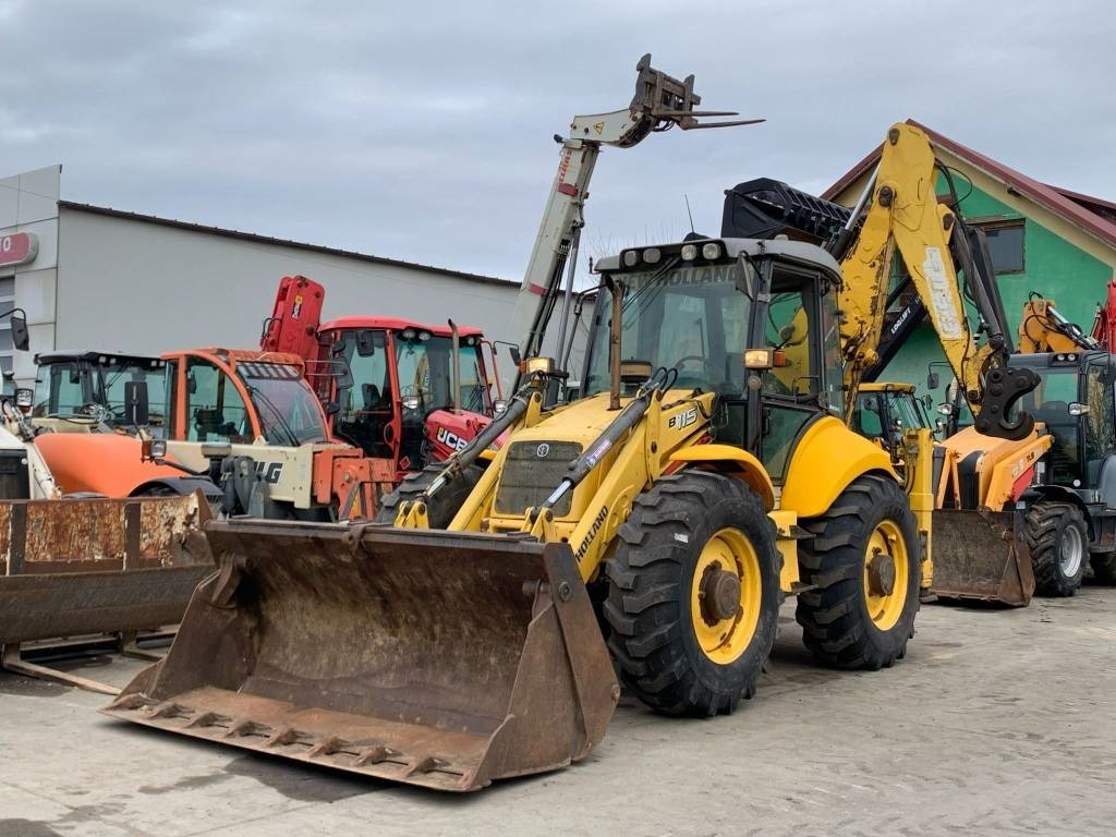 New Holland B 115 4PS - Tractopelle: photos 1 New Holland B 115 4PS - Tractopelle: photos 1