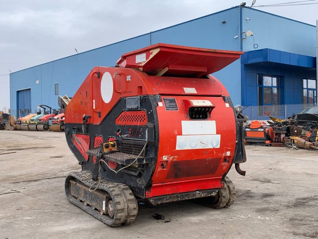 Red Rhino 5000  - Concasseur mobile: photos 3 Red Rhino 5000  - Concasseur mobile: photos 3