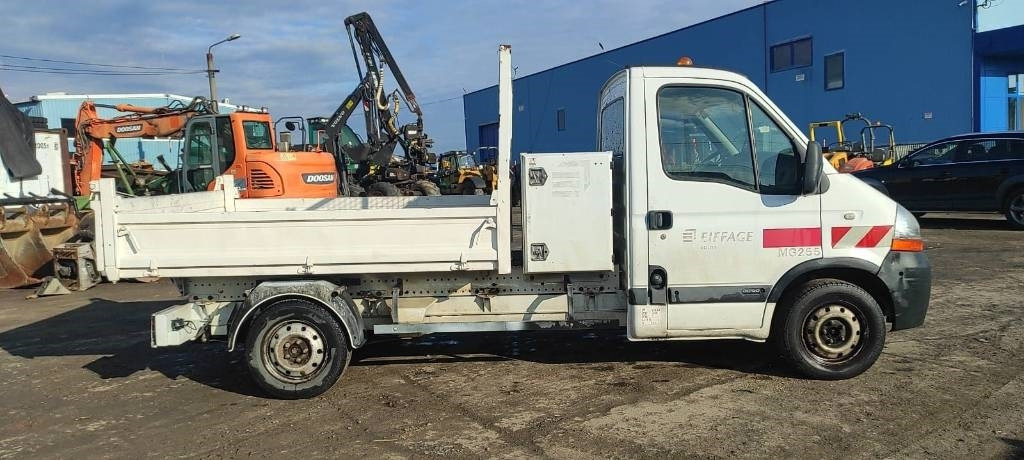 Renault Master 120 - Camion benne: photos 2 Renault Master 120 - Camion benne: photos 2