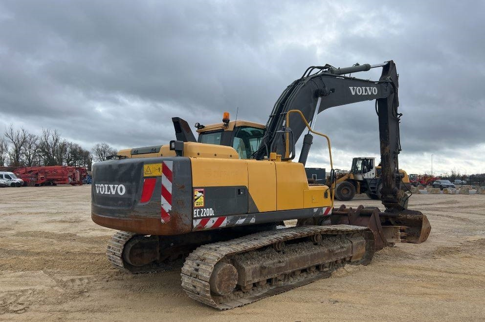 Volvo EC 220 DL - Pelle sur chenille: photos 3 Volvo EC 220 DL - Pelle sur chenille: photos 3