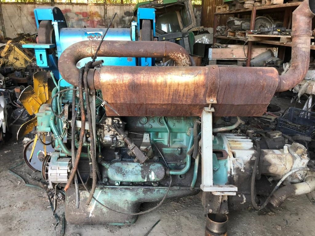 Volvo Penta TD 61A ENGINE - Moteur pour Engins de chantier: photos 3 Volvo Penta TD 61A ENGINE - Moteur pour Engins de chantier: photos 3
