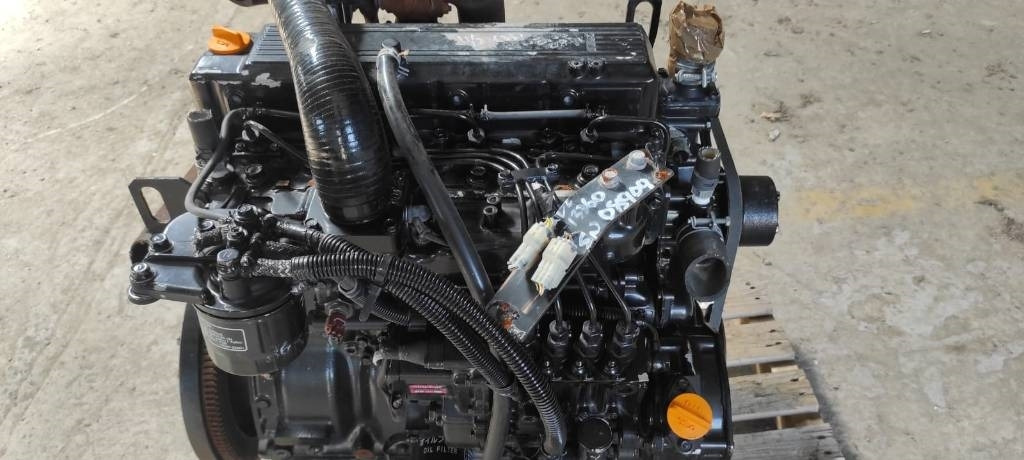 Yanmar 4TNE100 - Moteur pour Machine agricole: photos 3 Yanmar 4TNE100 - Moteur pour Machine agricole: photos 3