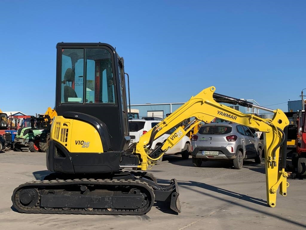 Yanmar Vio 25-4 - Mini pelle: photos 2 Yanmar Vio 25-4 - Mini pelle: photos 2