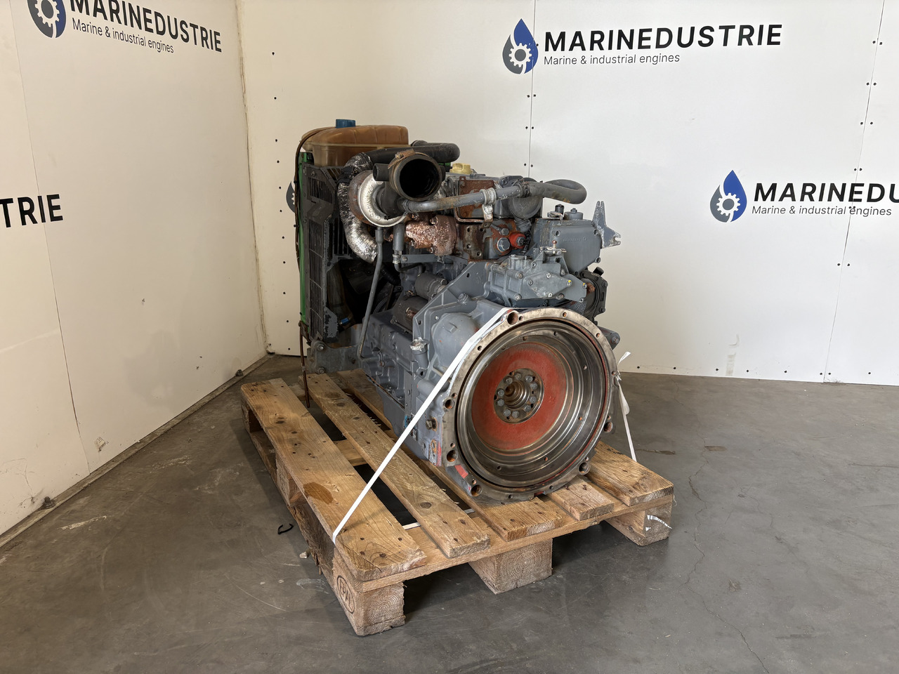 DEUTZ BF4M 1012 - Moteur: photos 5 DEUTZ BF4M 1012 - Moteur: photos 5