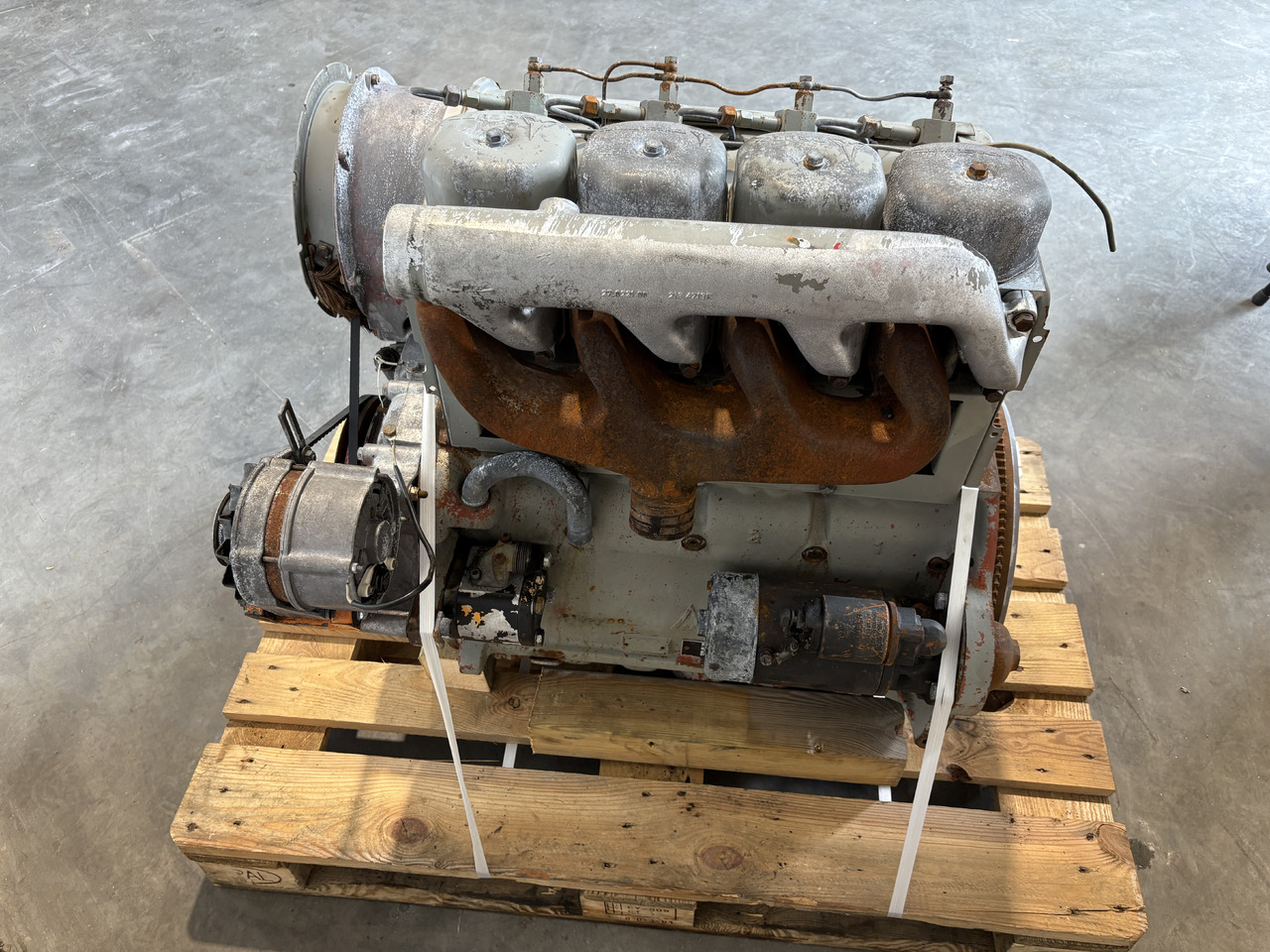 DEUTZ F4L 912 - Moteur pour Engins de chantier: photos 5 DEUTZ F4L 912 - Moteur pour Engins de chantier: photos 5